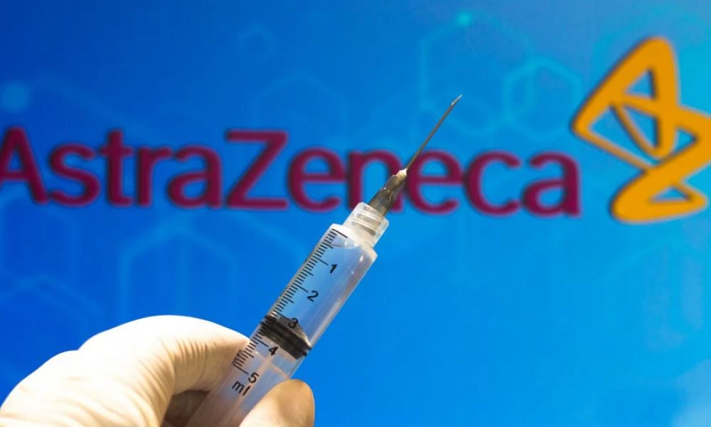 Η ΕΕ κίνησε νομικές διαδικασίες κατά της AstraZeneca για τις παραδόσεις